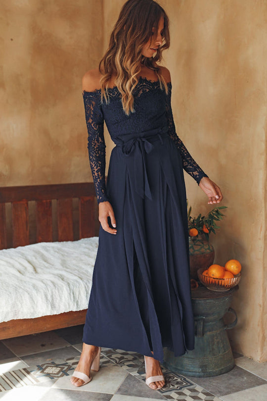Velavie - Off Shoulder Jumpsuit Met Kant En Hoge Split