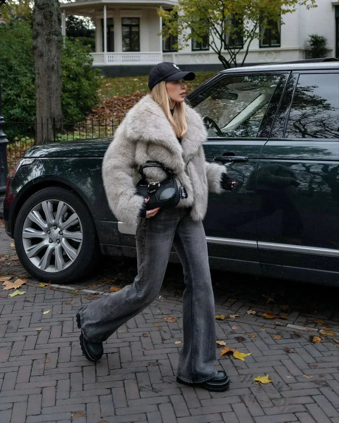 Alison - Verfijnde Korte Bont Winterjas