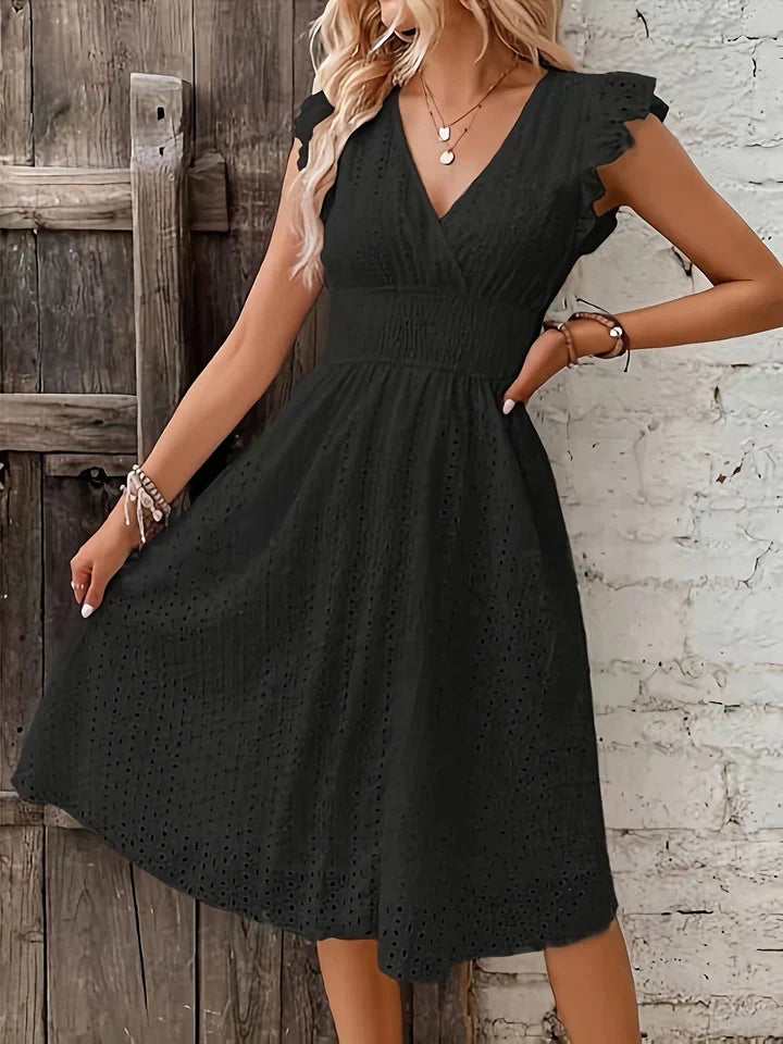 Esther - Broderie Midi Jurk met V-hals
