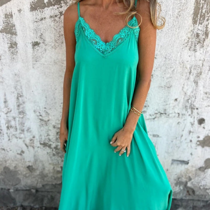 Daphne - Elegante Satijnen Jurk met Kant